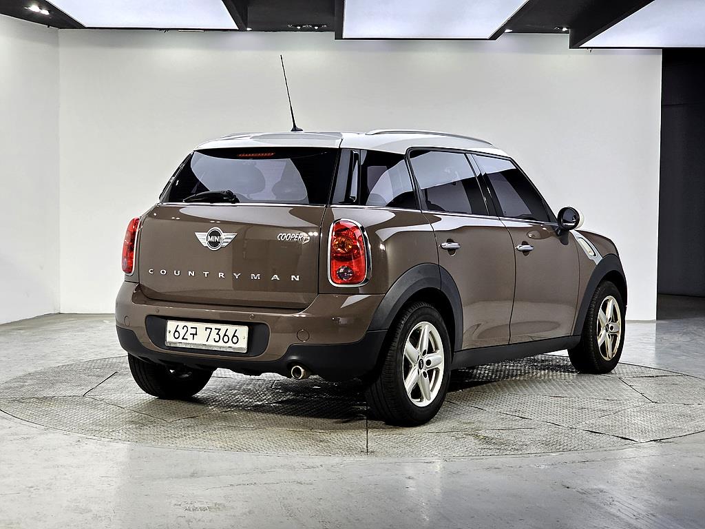 Mini Countryman - Vista 4