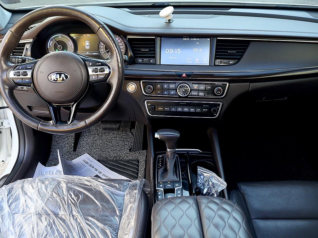 KIA K7 - Vista 9