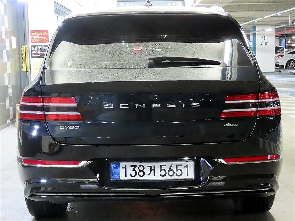 Genesis GV80 - Vista 5