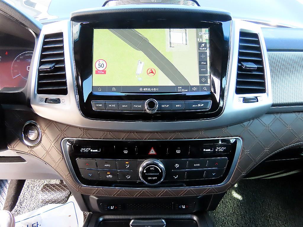 Ssangyong Rexton - Vista 12