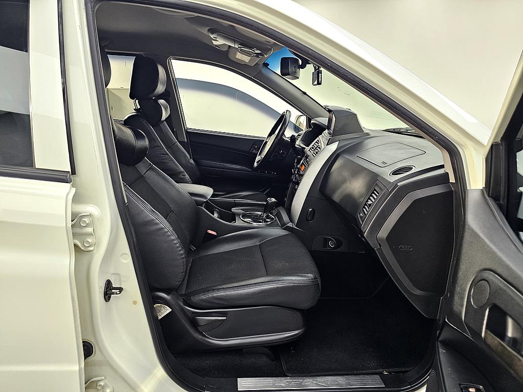 Ssangyong Korando - Vista 11