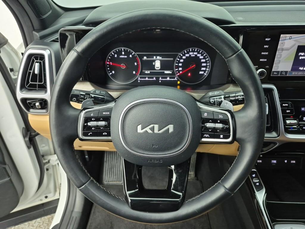 KIA Sorento - Vista 9