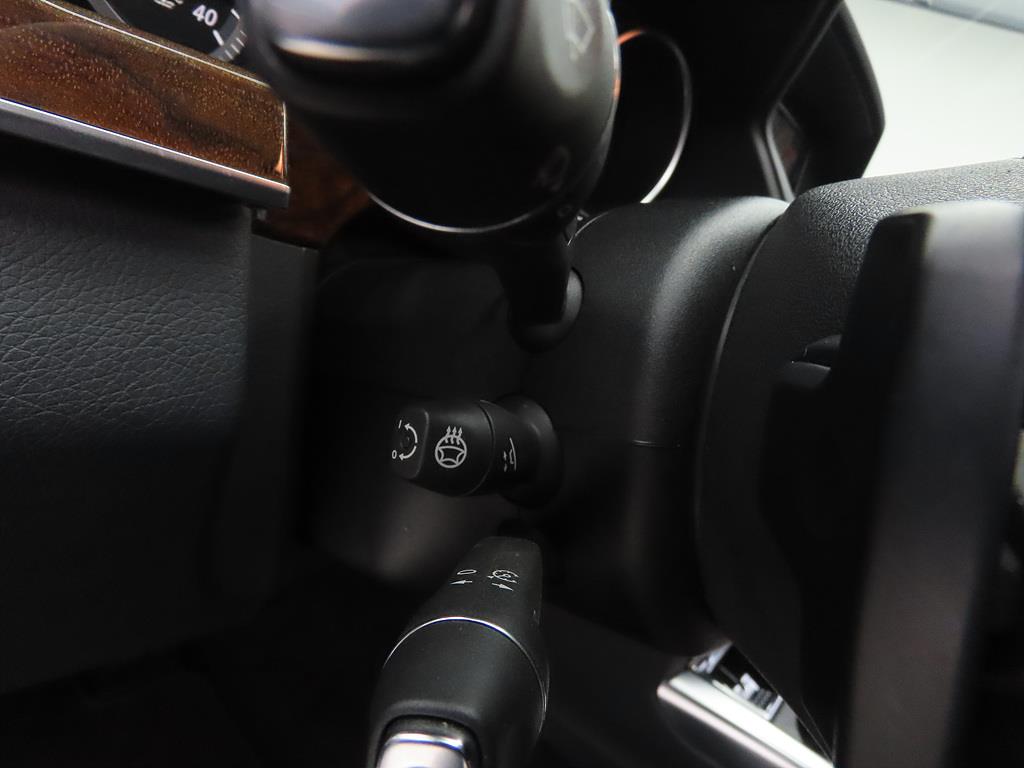 Mercedes Benz E class - Vista 11