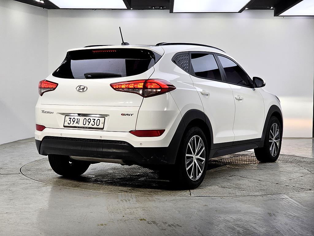 HYUNDAI Tucson - Vista 4