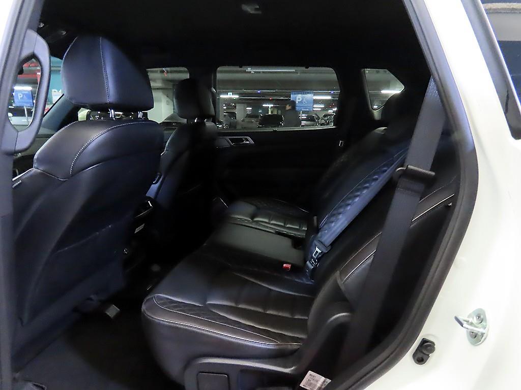 Ssangyong Rexton - Vista 7