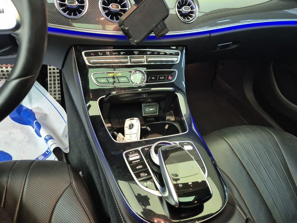 Mercedes Benz CLS Class - Vista 10