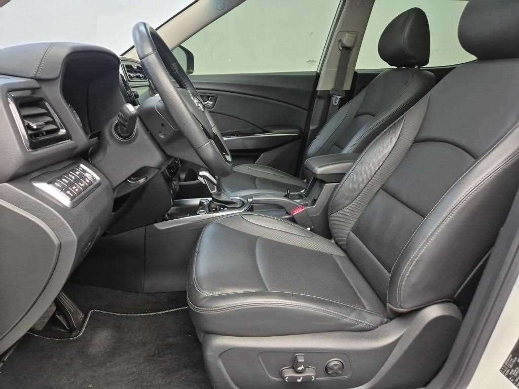 Ssangyong Tivoli - Vista 11