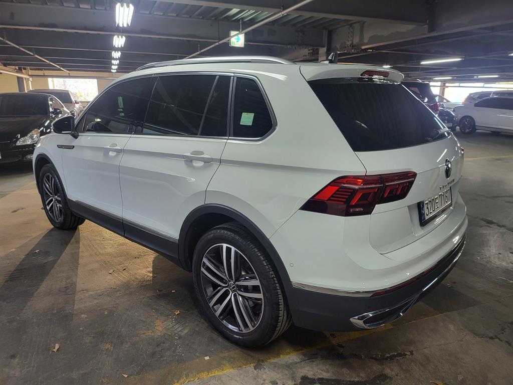 Volkswagen Tiguan - Vista 4