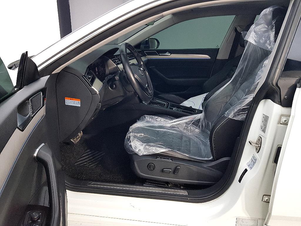 Volkswagen Arteon - Vista 8