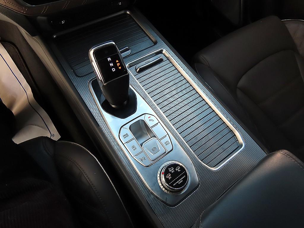 Ssangyong Rexton - Vista 10