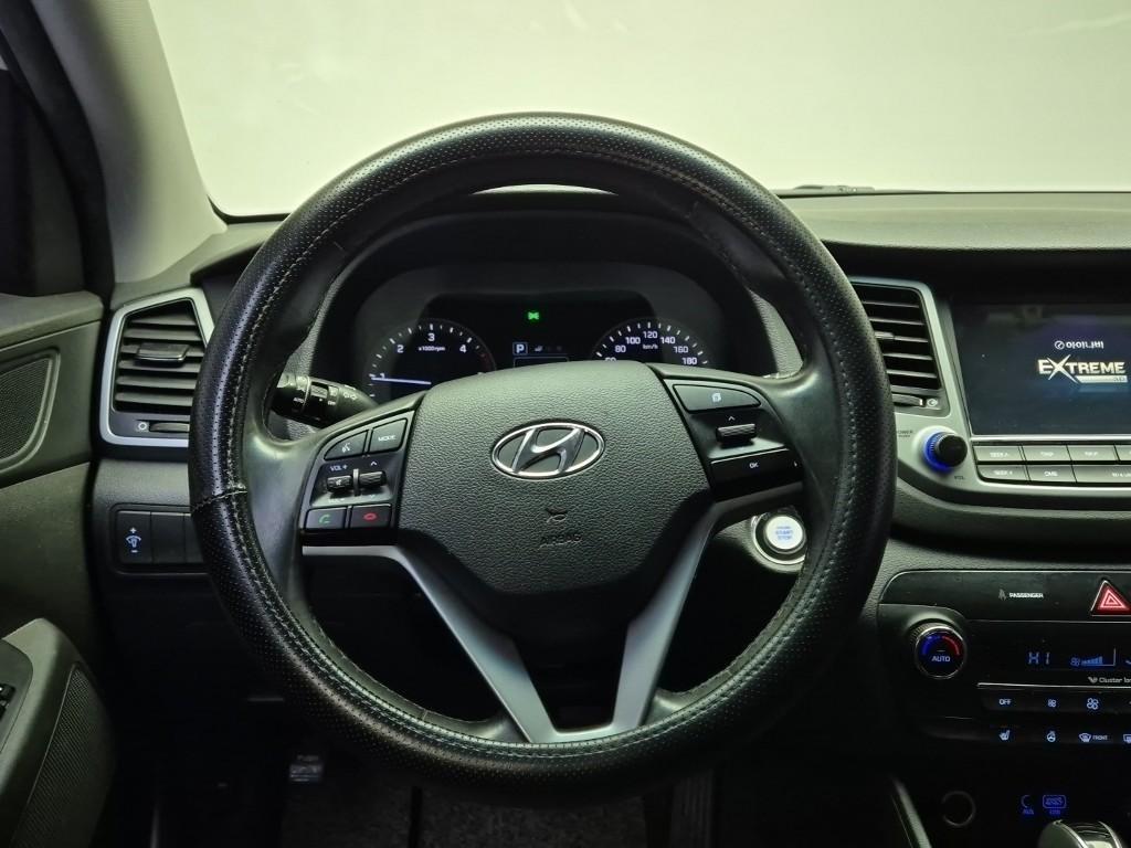 HYUNDAI Tucson - Vista 9