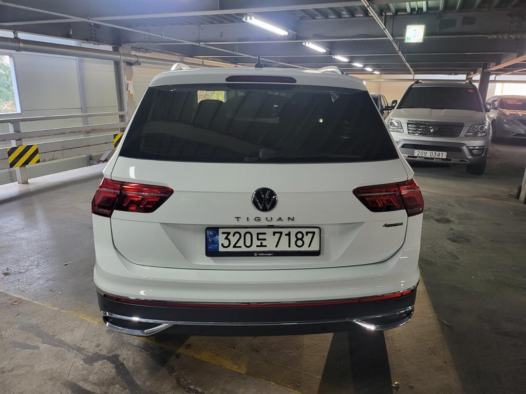Volkswagen Tiguan - Vista 5