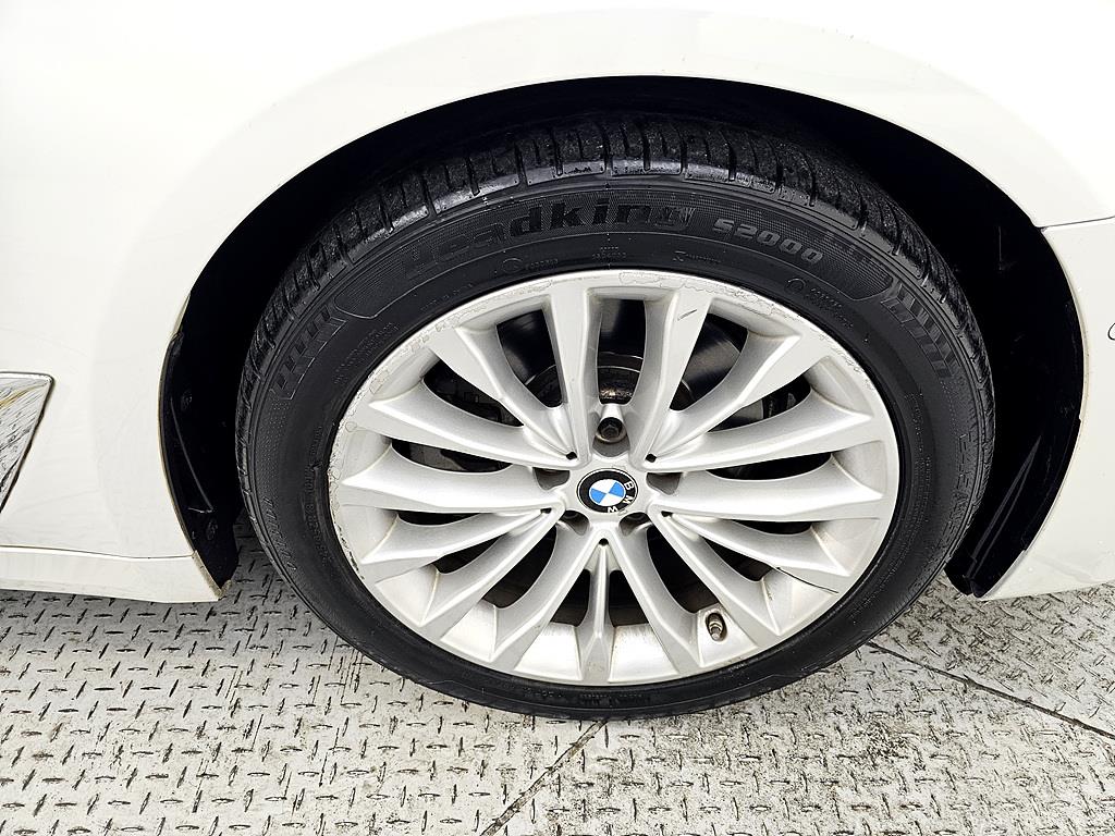 BMW 5 Series 2018 Blanco - Importación desde Corea - HF Imports Iquique - Foto 20