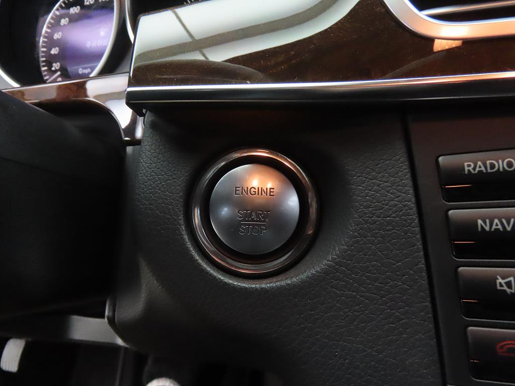 Mercedes Benz E class 2014 Plateado - Importación desde Corea - HF Imports Iquique - Foto 15