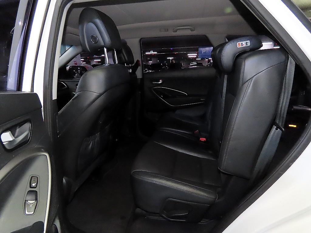 HYUNDAI Maxcruz - Vista 7