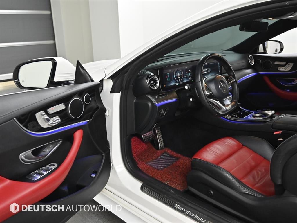 Mercedes Benz E class - Vista 11