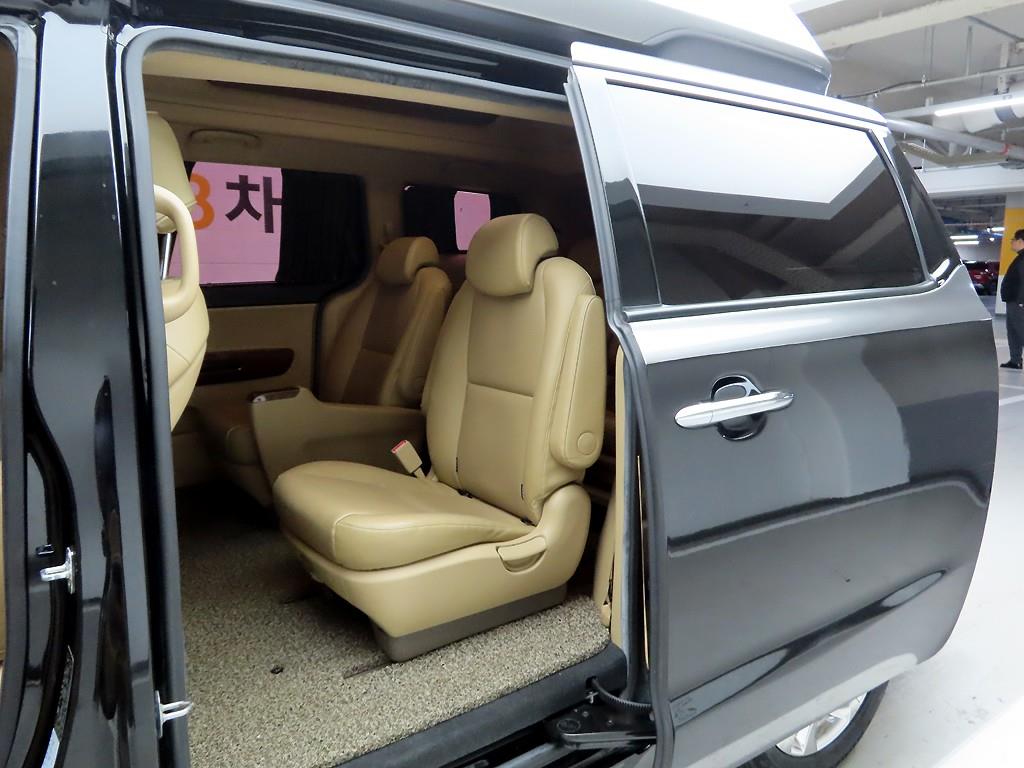 KIA Carnival 2016 Negro - Importación desde Corea - HF Imports Iquique - Foto 13