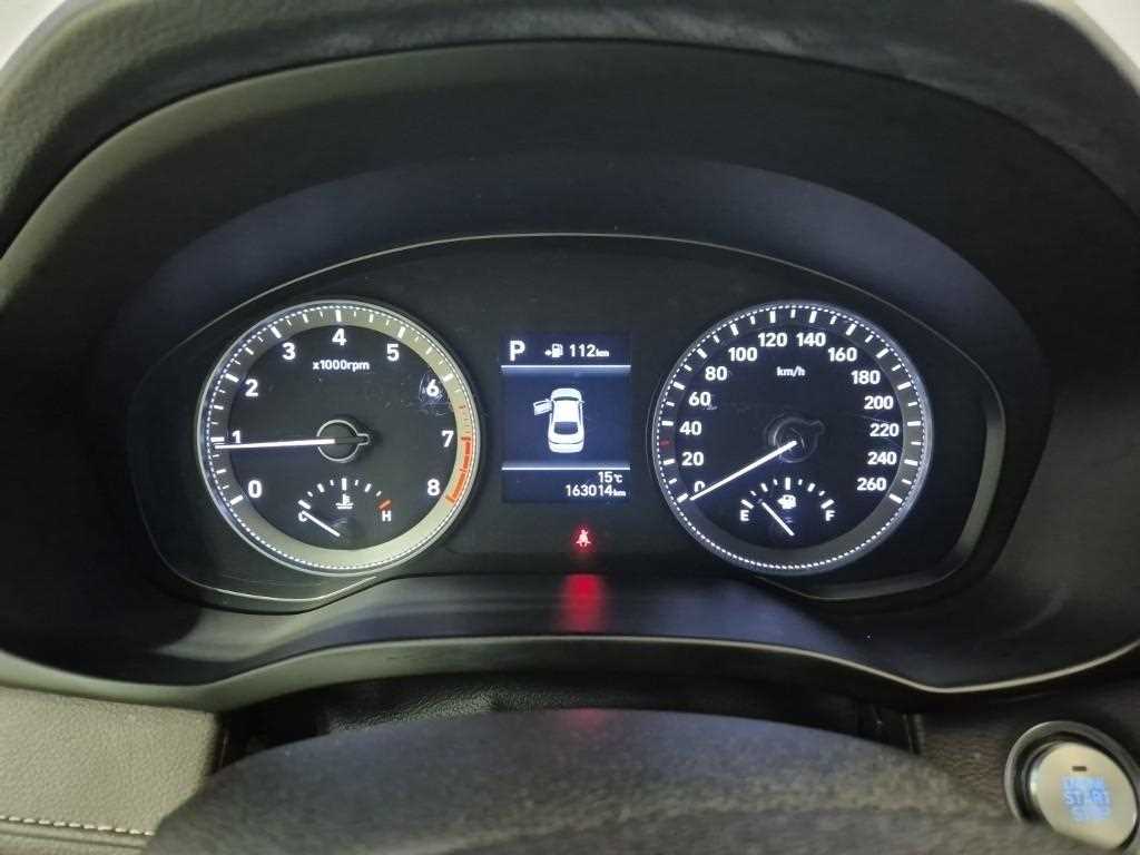 HYUNDAI Grandeur - Vista 6