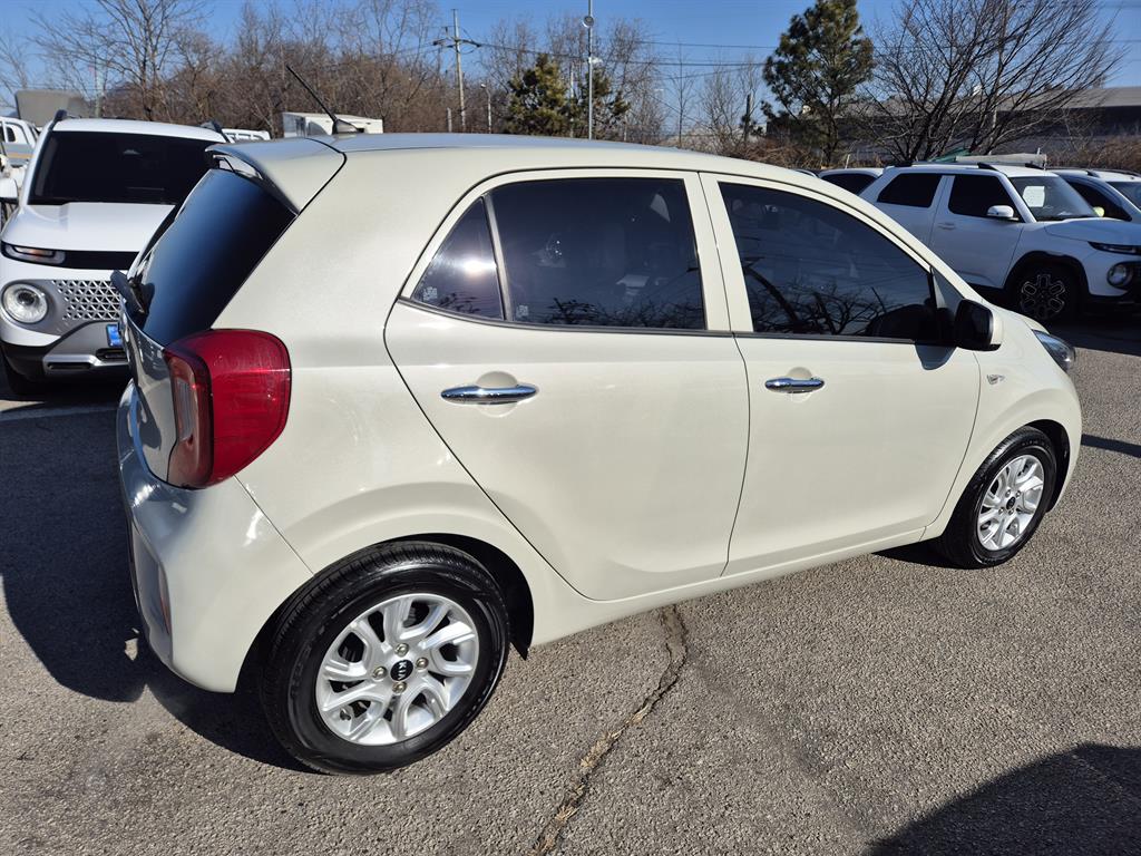 KIA Morning - Vista 4