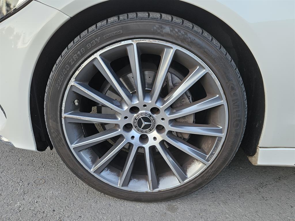 Mercedes Benz C Class 2017 Blanco - Importación desde Corea - HF Imports Iquique - Foto 19