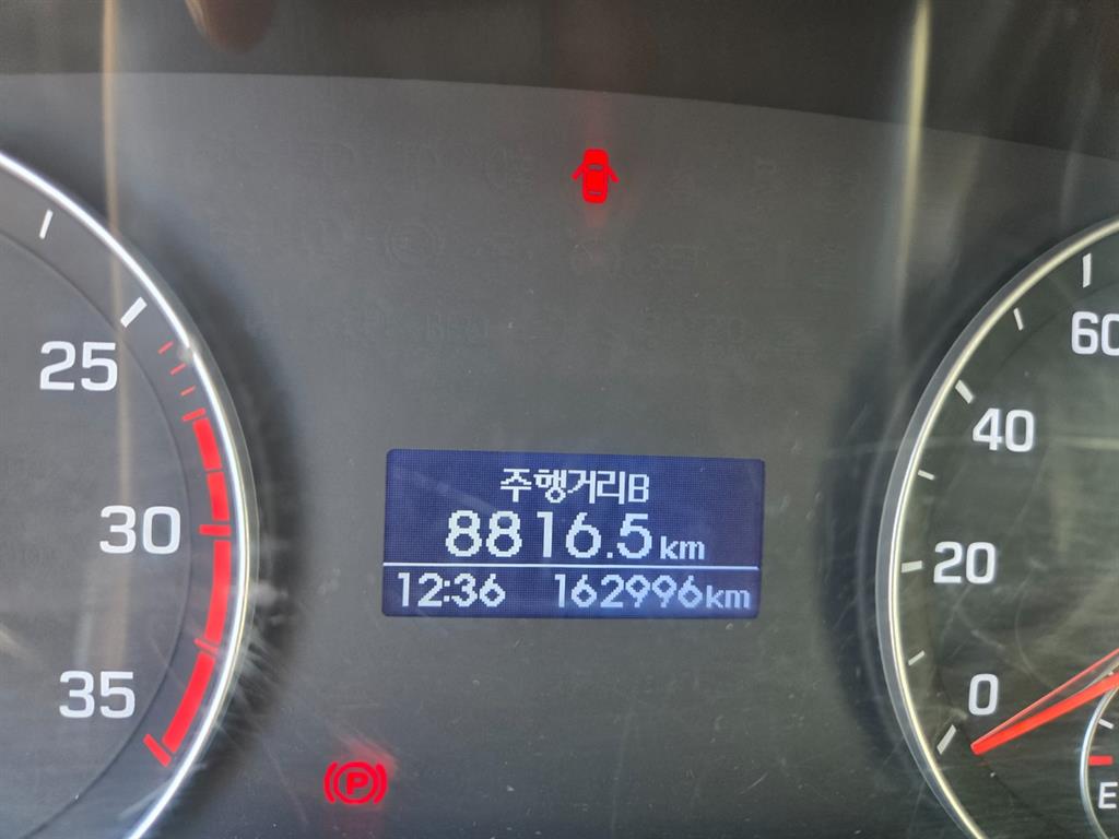 medium and large cargo truck - Vista 11