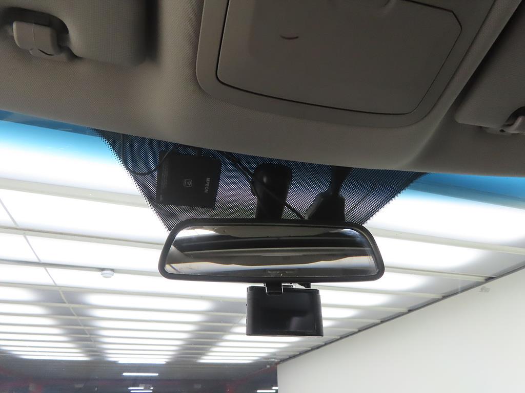 Ssangyong Tivoli - Vista 12