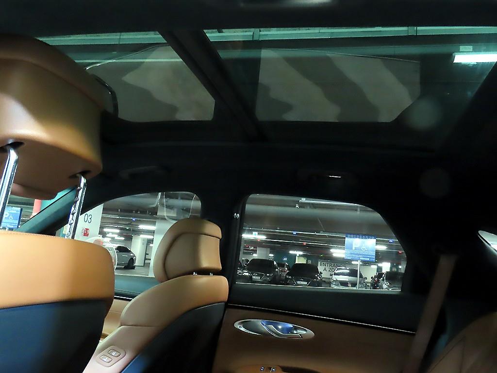 Genesis GV70 2022 Blanco - Importación desde Corea - HF Imports Iquique - Foto 15