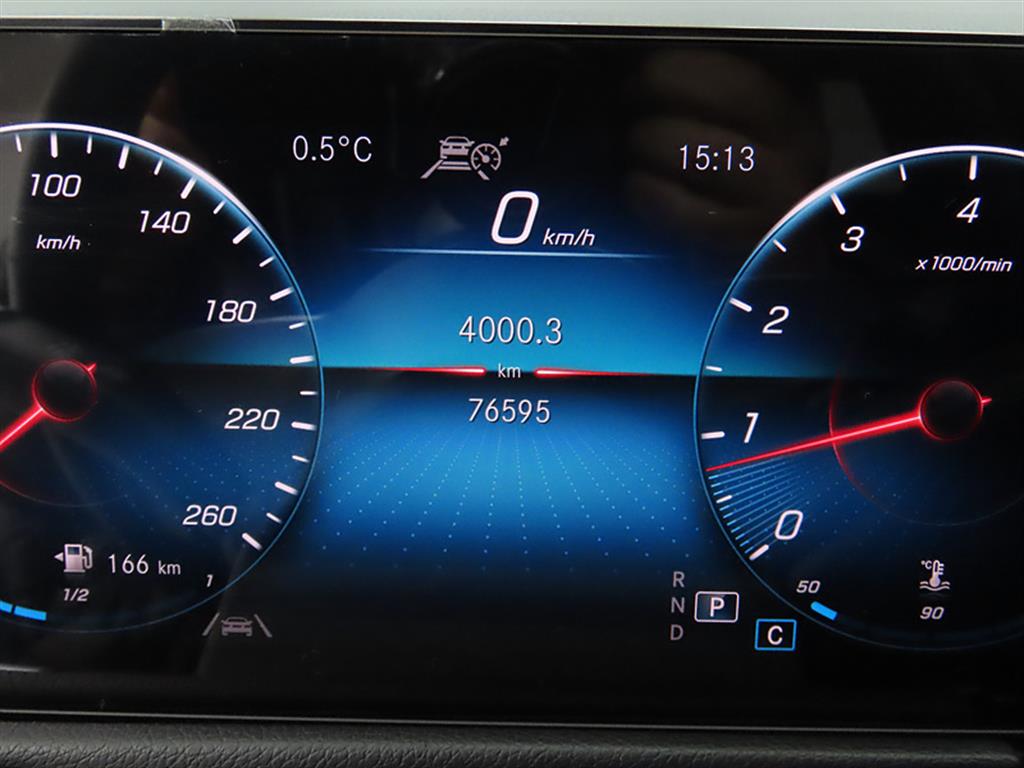 Mercedes Benz GLB Class - Vista 9