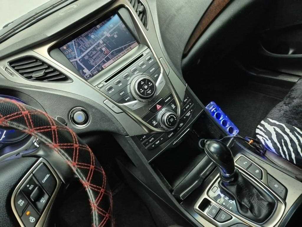 HYUNDAI Grandeur - Vista 10