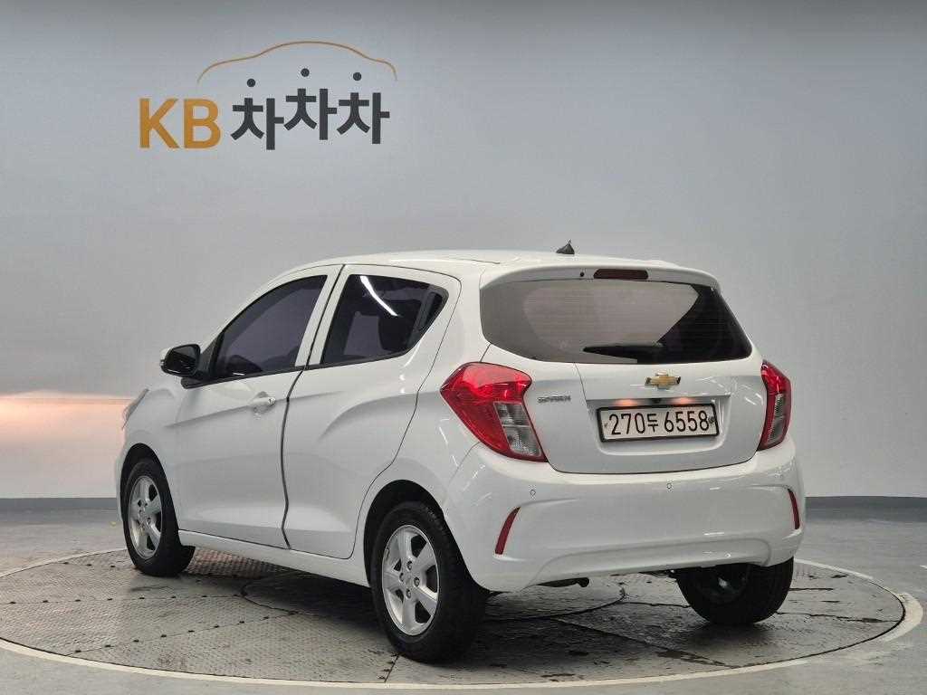 Chevrolet Spark - Vista 2