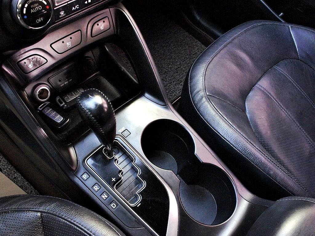 HYUNDAI Tucson 2011 Gris - Importación desde Corea - HF Imports Iquique - Foto 11