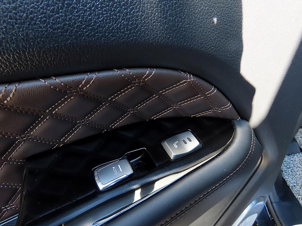 Ssangyong Rexton 2023 Negro - Importación desde Corea - HF Imports Iquique - Foto 16