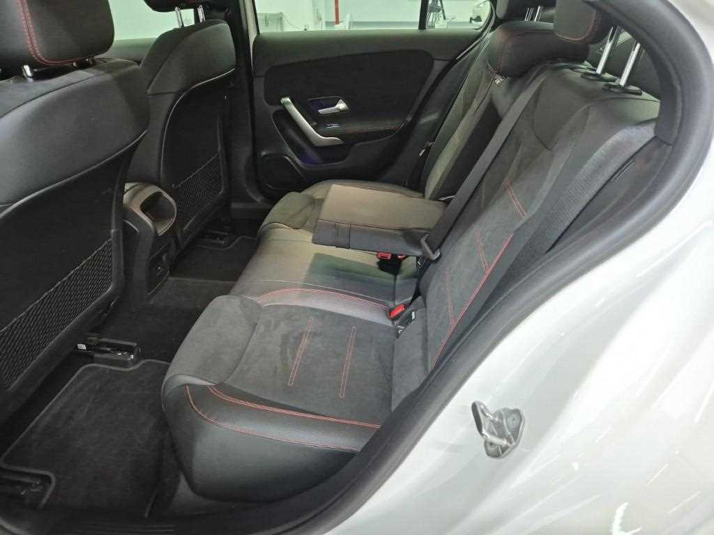 Mercedes Benz A Class - Vista 12