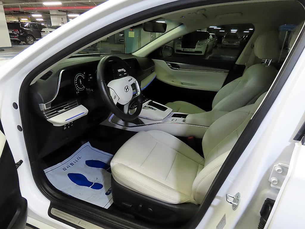 HYUNDAI Grandeur - Vista 6