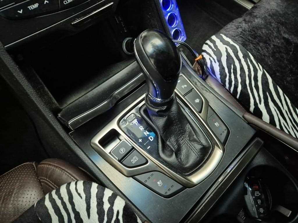 HYUNDAI Grandeur - Vista 8