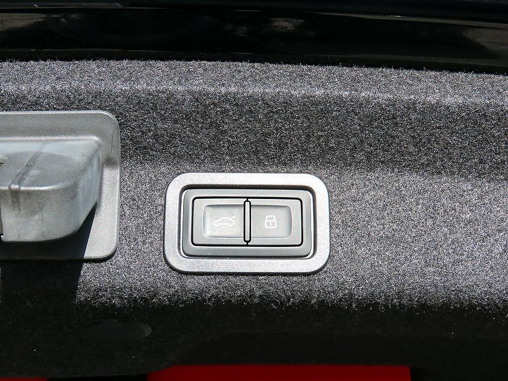 Audi A6 2021 Negro - Importación desde Corea - HF Imports Iquique - Foto 16