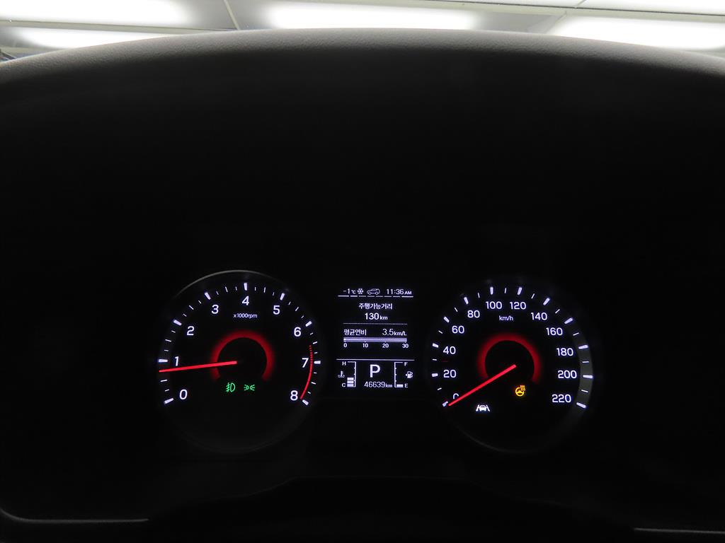 Ssangyong Tivoli - Vista 9