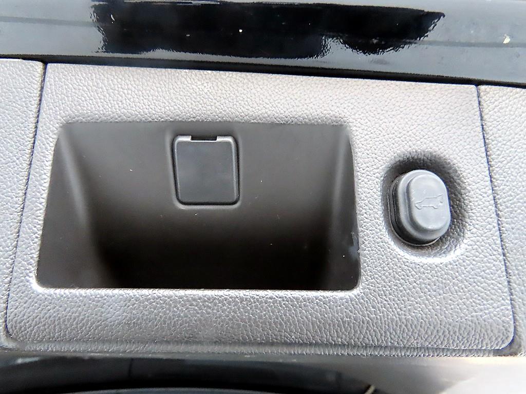 Cadillac Escalade 2015 Negro - Importación desde Corea - HF Imports Iquique - Foto 14