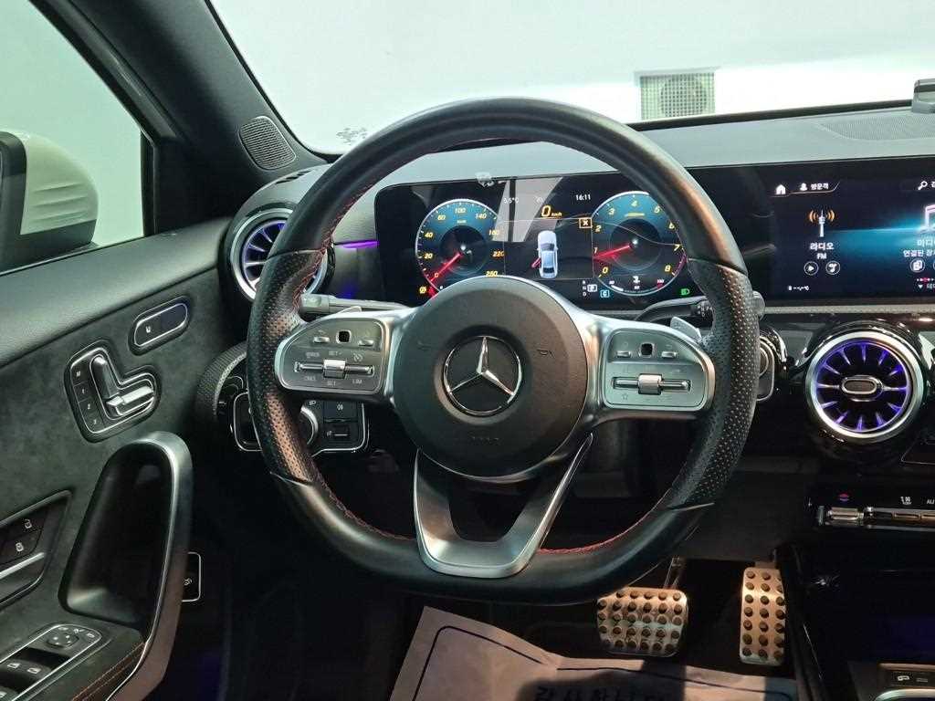 Mercedes Benz A Class - Vista 9