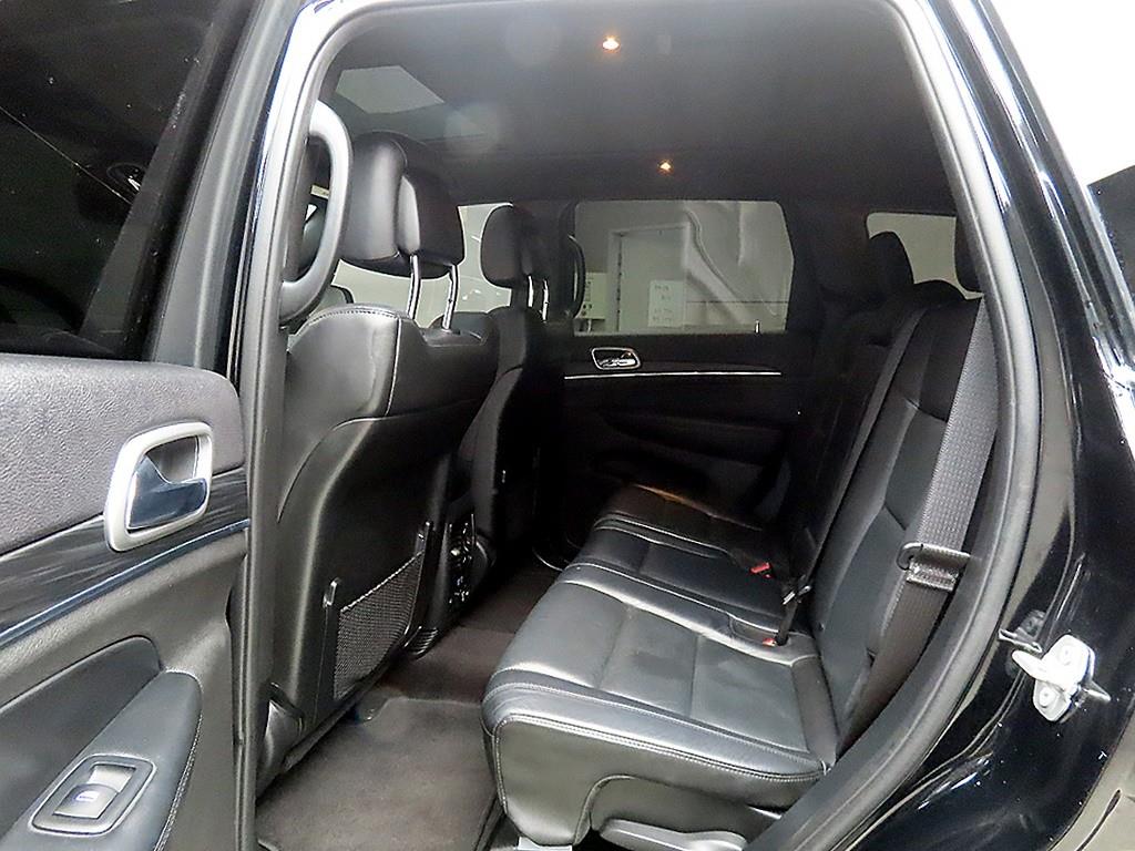 Jeep Cherokee - Vista 6