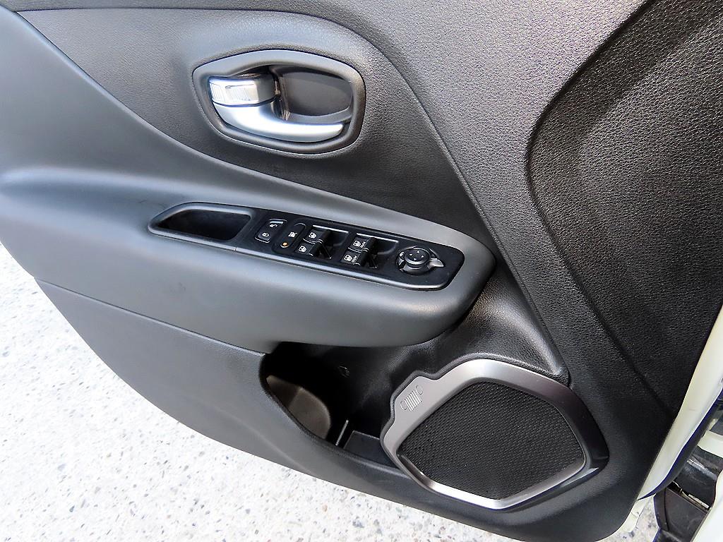 Jeep Renegade - Vista 11