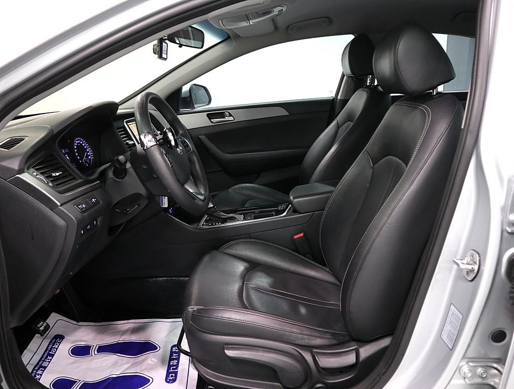 HYUNDAI Sonata - Vista 8