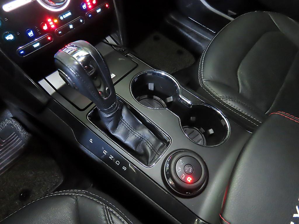 Ford Explorer - Vista 12