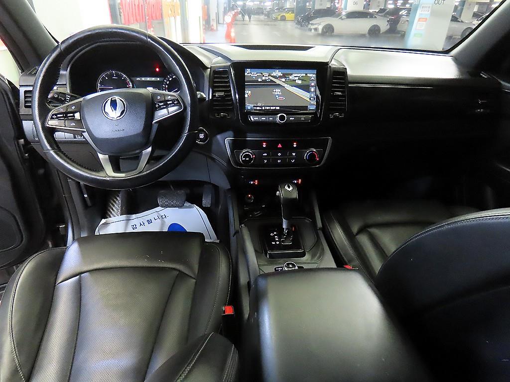 Ssangyong Rexton - Vista 10