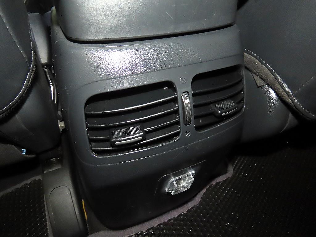 KIA Carens 2010 Gris - Importación desde Corea - HF Imports Iquique - Foto 15