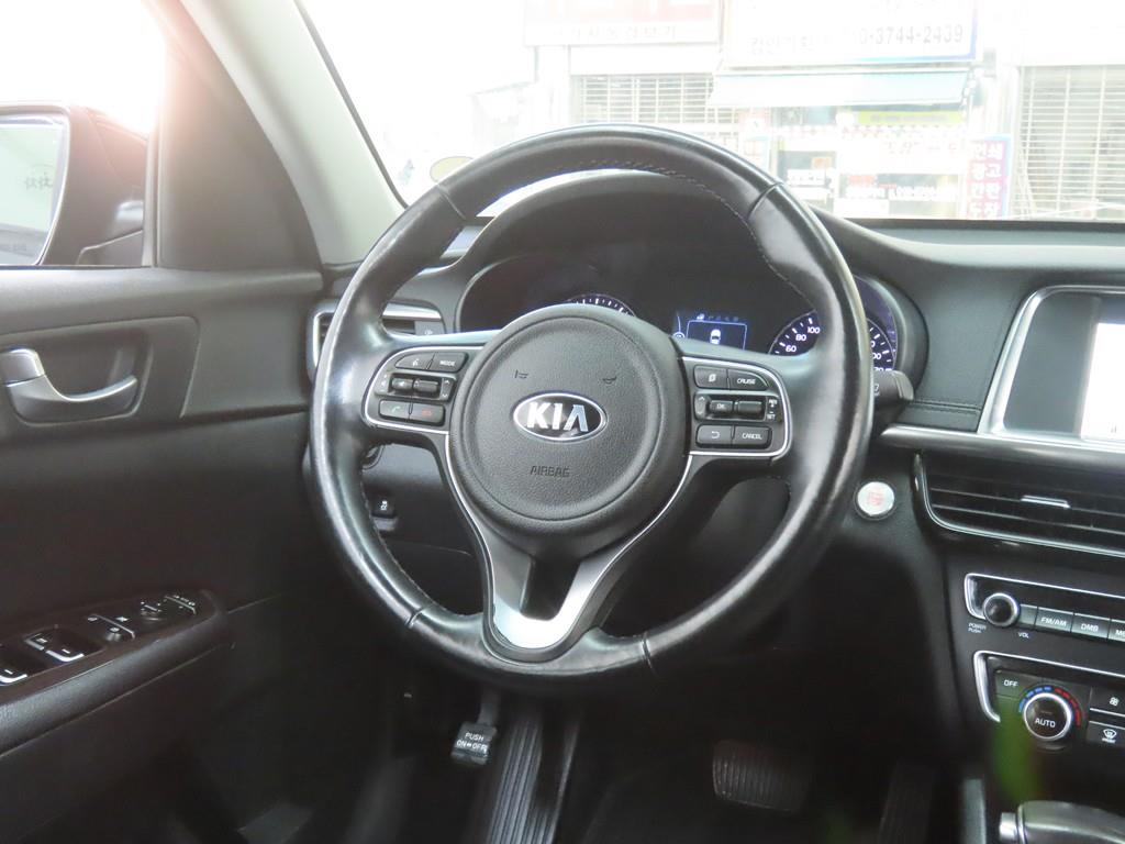 KIA K5 2016 Negro - Importación desde Corea - HF Imports Iquique - Foto 19