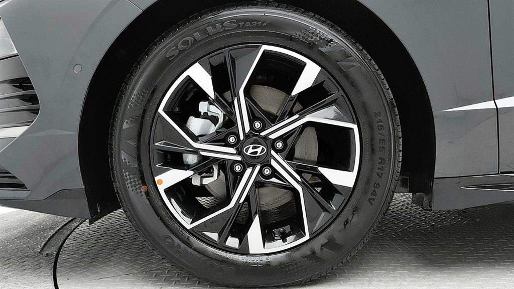 HYUNDAI Sonata - Vista 5