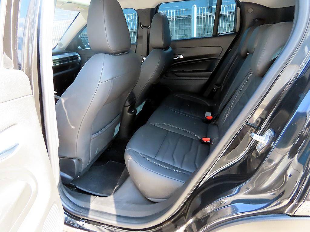 Jeep Avenger - Vista 6