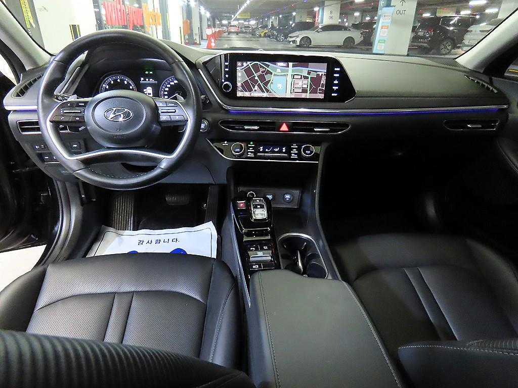 HYUNDAI Sonata - Vista 10