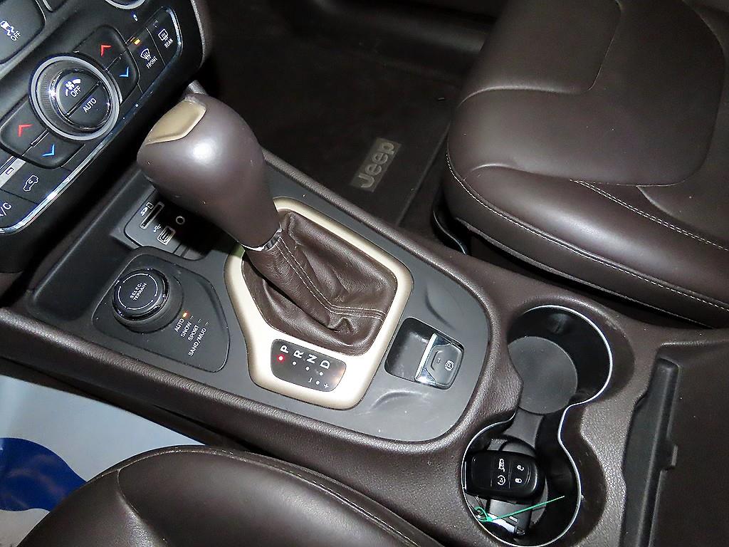 Jeep Cherokee - Vista 12